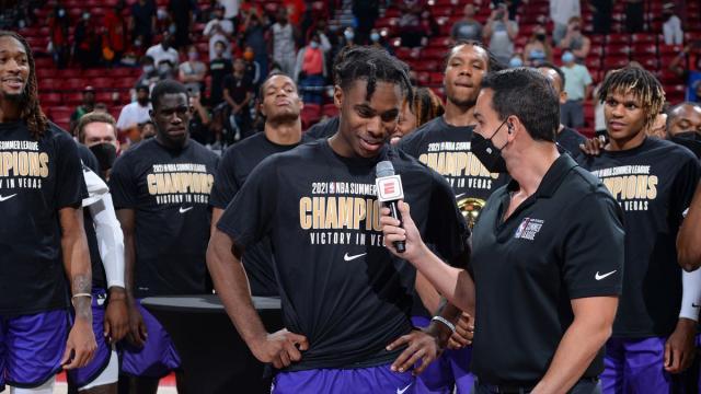 开云手机版-小米球宛若翻版霍勒迪 沃顿人尽其才或助国王翻身